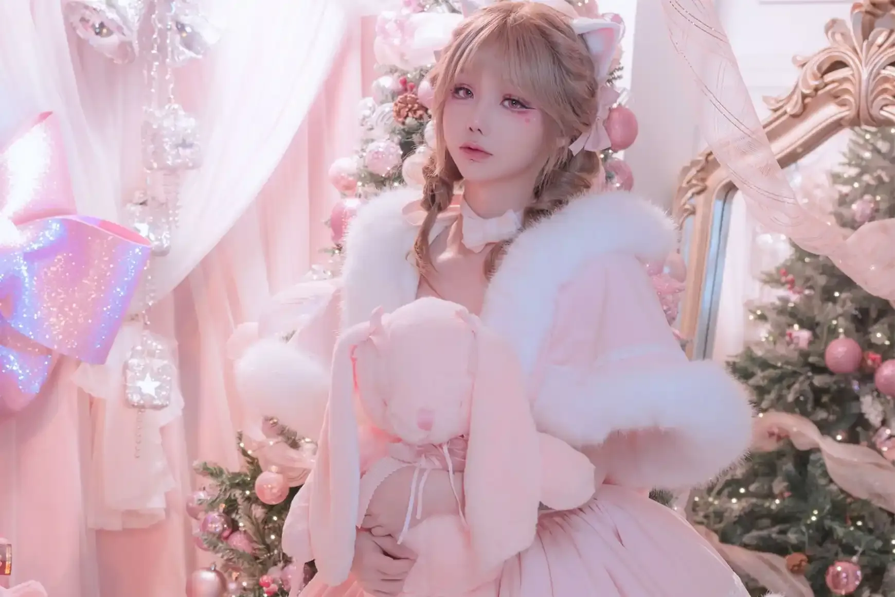 On the picture - Izayoi Rui asian femboy crossdresser